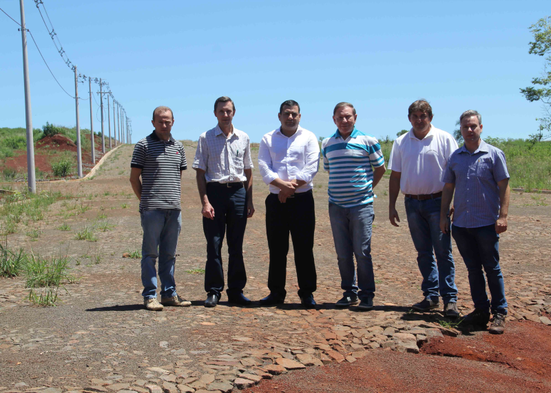 EXECUTIVO RECEBE SUPERINTENDENTE DA CORSAN